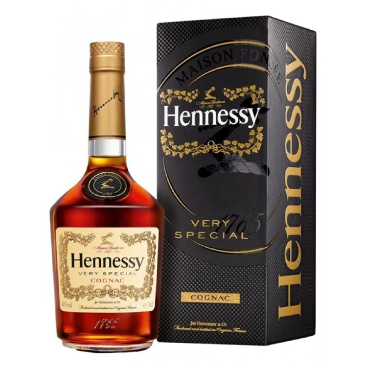 古酒　COGNAC Hennessy VERY SPECIAL Cognac bottle Hennessy Very Special 70 cl 40 % with box